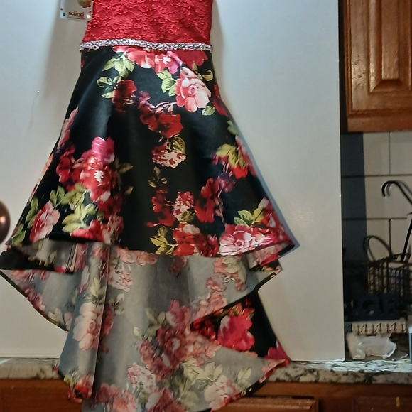 Children DRESSES - Picture 2 of 3